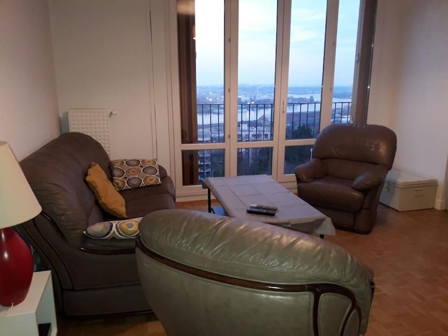 T4/5 Avec Vue Sur Les Alpes A 5 Minutes De Lyon Apartamento La Mulatiere Exterior foto